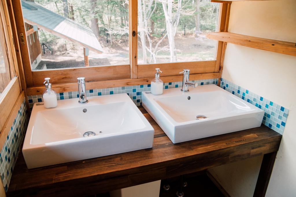 Koya Backpackers Hotel Karuizawa Bagian luar foto