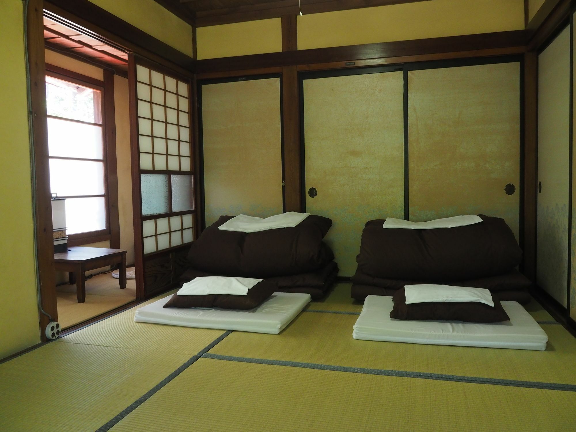 Koya Backpackers Hotel Karuizawa Bagian luar foto